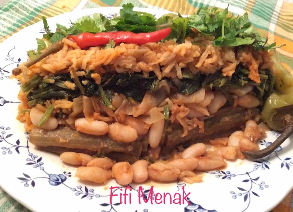 HARICOTS BLANCS ET LÉGUMES en sauce (tbikha)