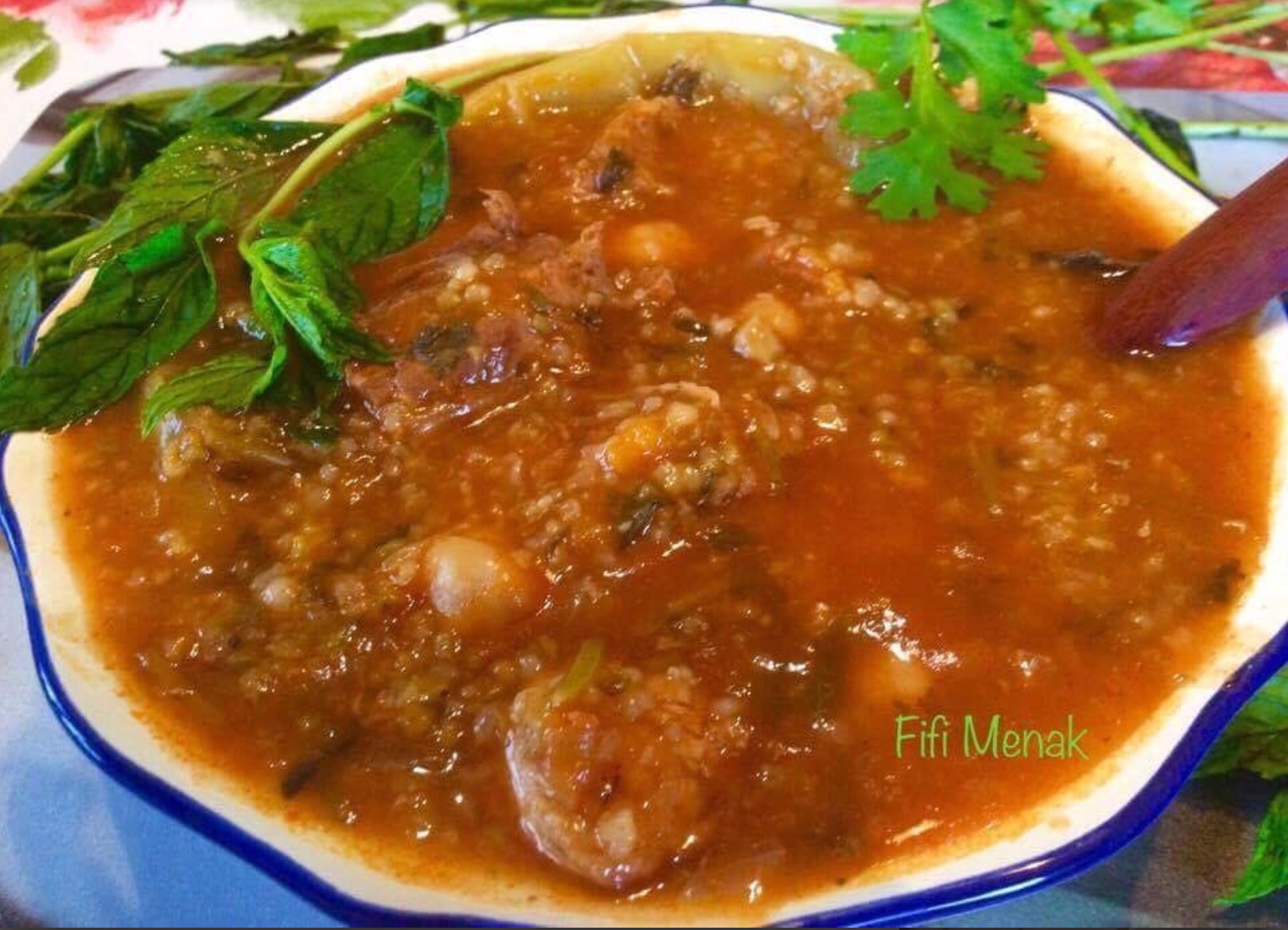 Soupe au blé concassé (Chorba frik)