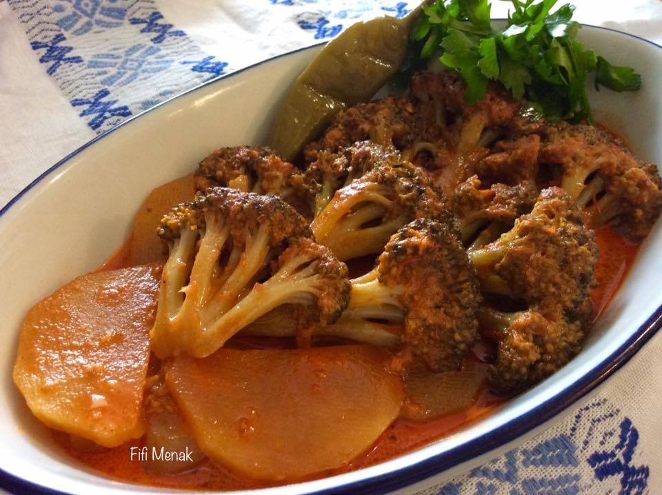 Mon brocoli en sauce à l’algérienne (Chtitha brouklou)