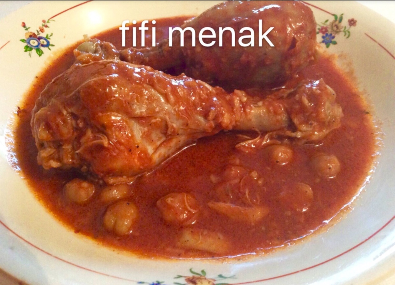 Poulet en sauce à l’ail (Chtitha djadj)