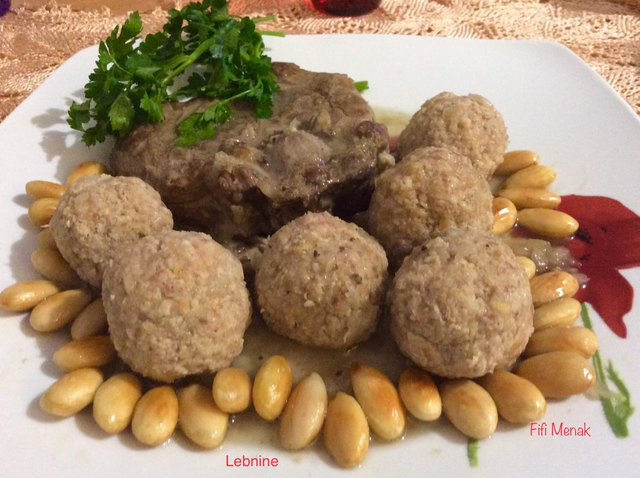 Lebnine-Boulettes de viande aux amandes