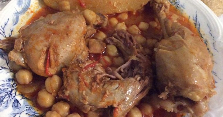Poulet en sauce à l’ail (chtitha djedj)