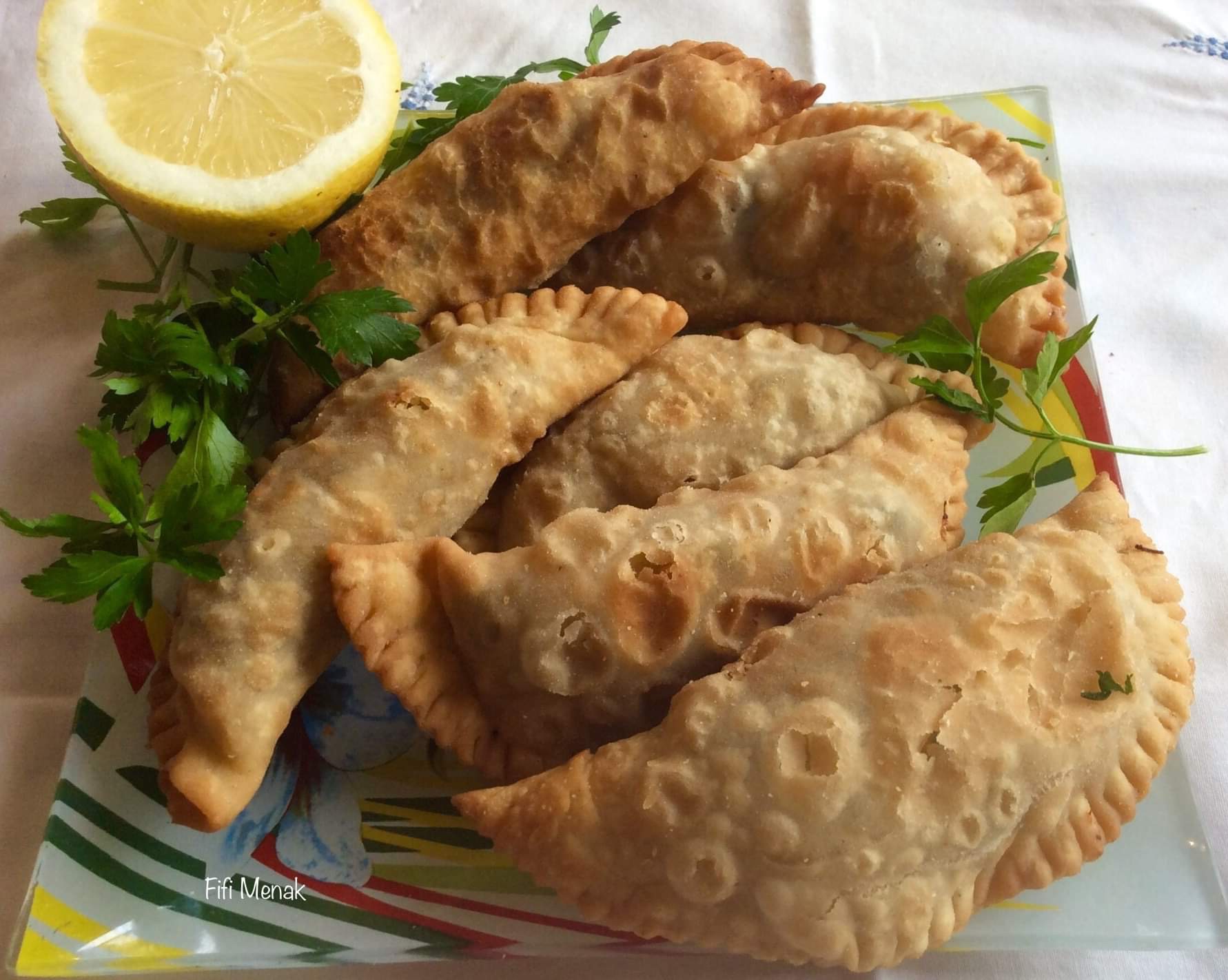 Chaussons frits (Bourek Laadjine)