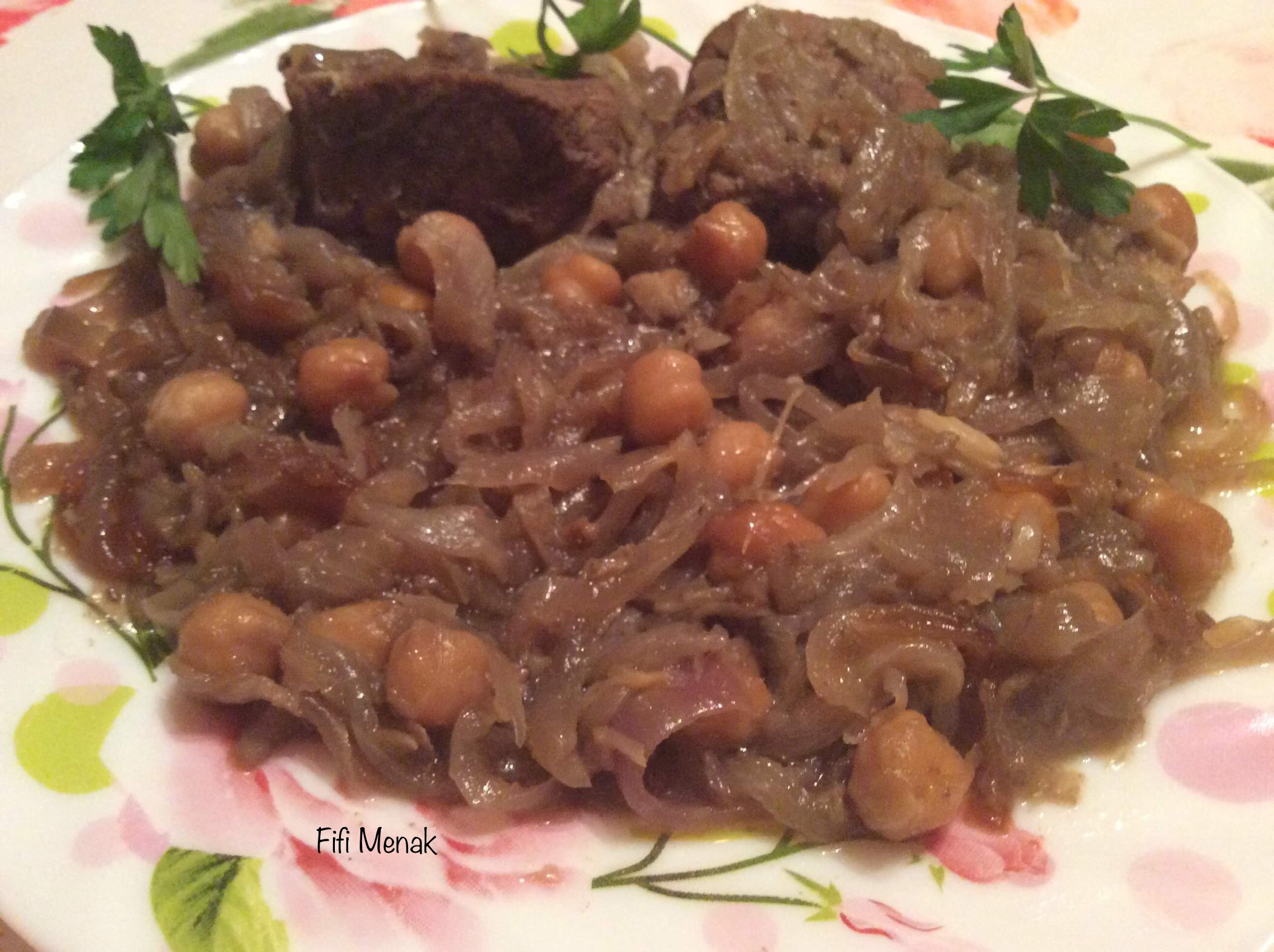 Râgout à la viande et aux oignons (Tbahedj bel ham)