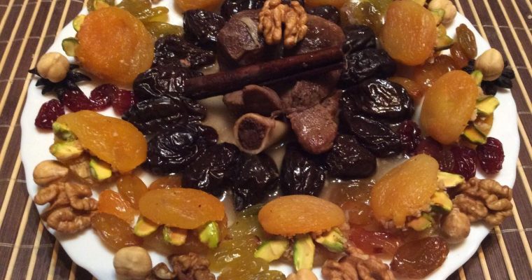 Viande sucrée aux pruneaux et fruits secs (L’ham lahlou)
