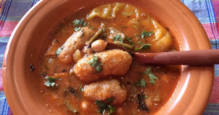Boulettes de semoule en sauce-Asbane Laadjine-Tikorbabine