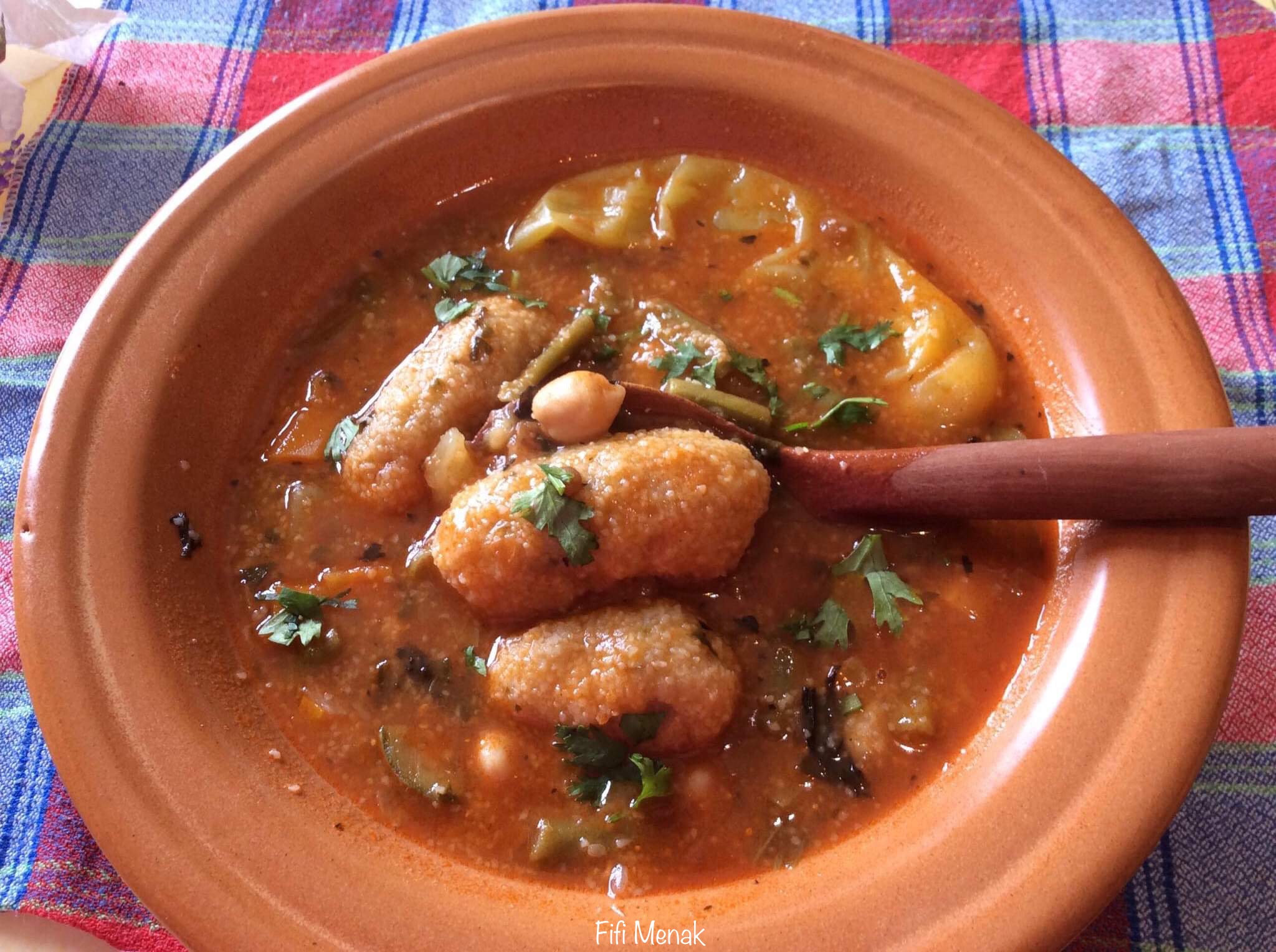 Boulettes de semoule en sauce-Asbane Laadjine-Tikorbabine