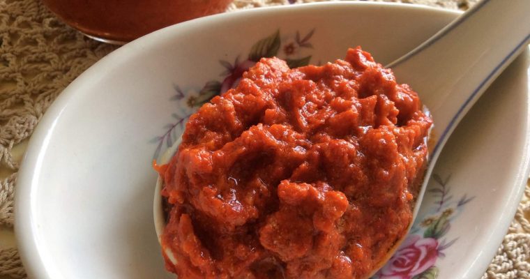 Pâte de poivrons rouges peu piquante (felfel mouz-hlow)