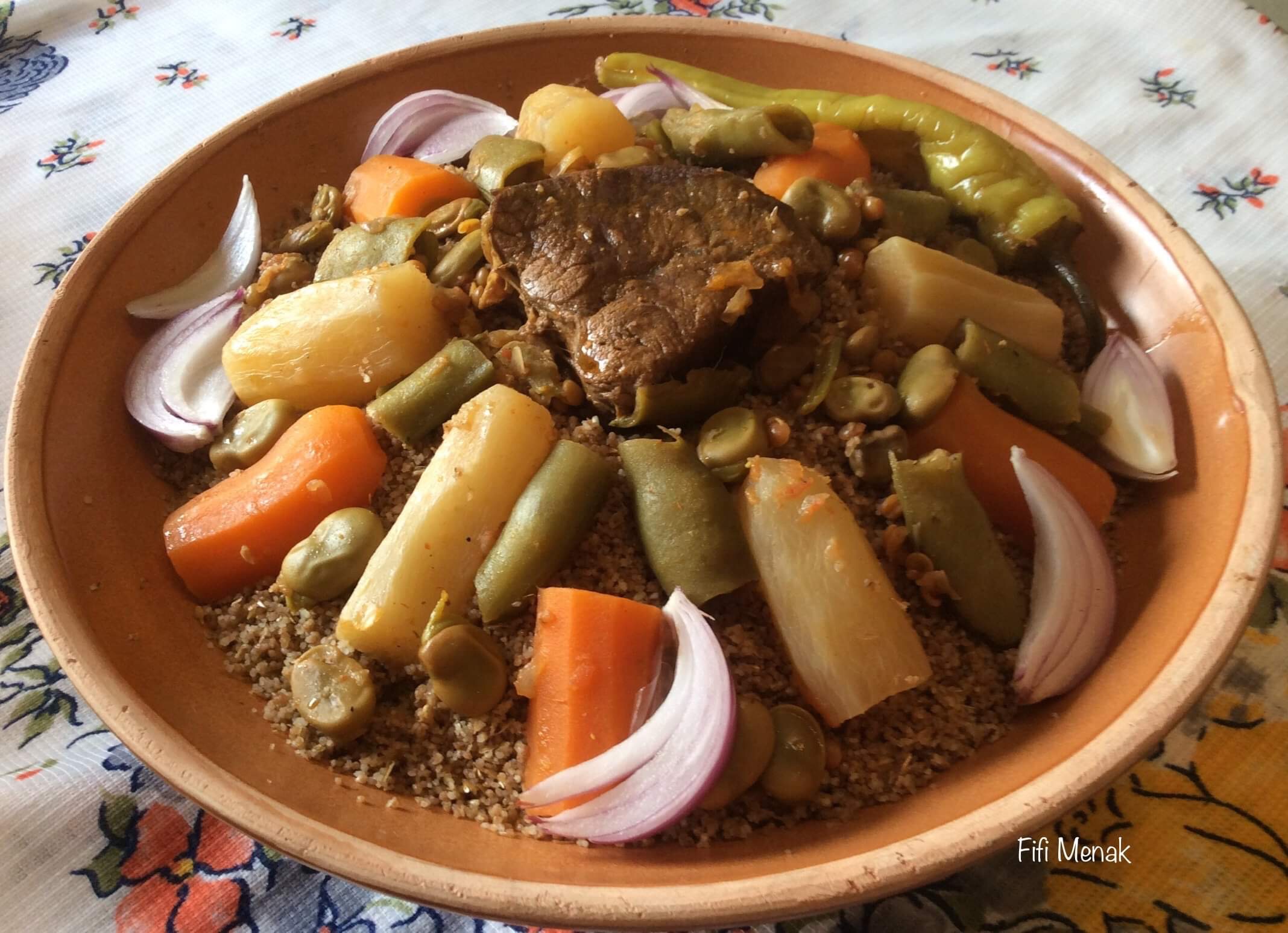 Couscous en sauce aux fèves tendres (Seksou Sivawen)