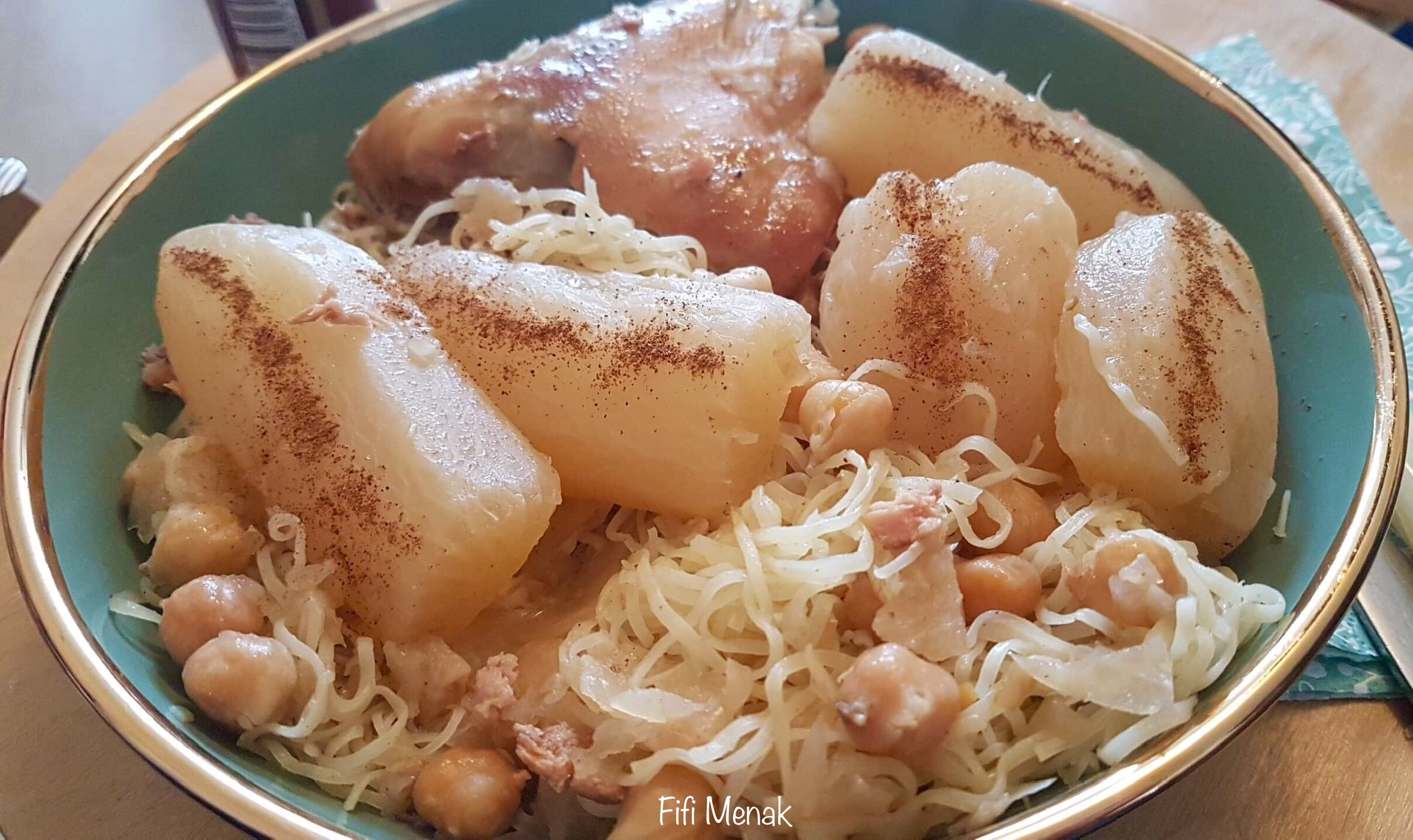 Pâtes algéroises fines à la sauce blanche aux navets ( Rechta b’left)