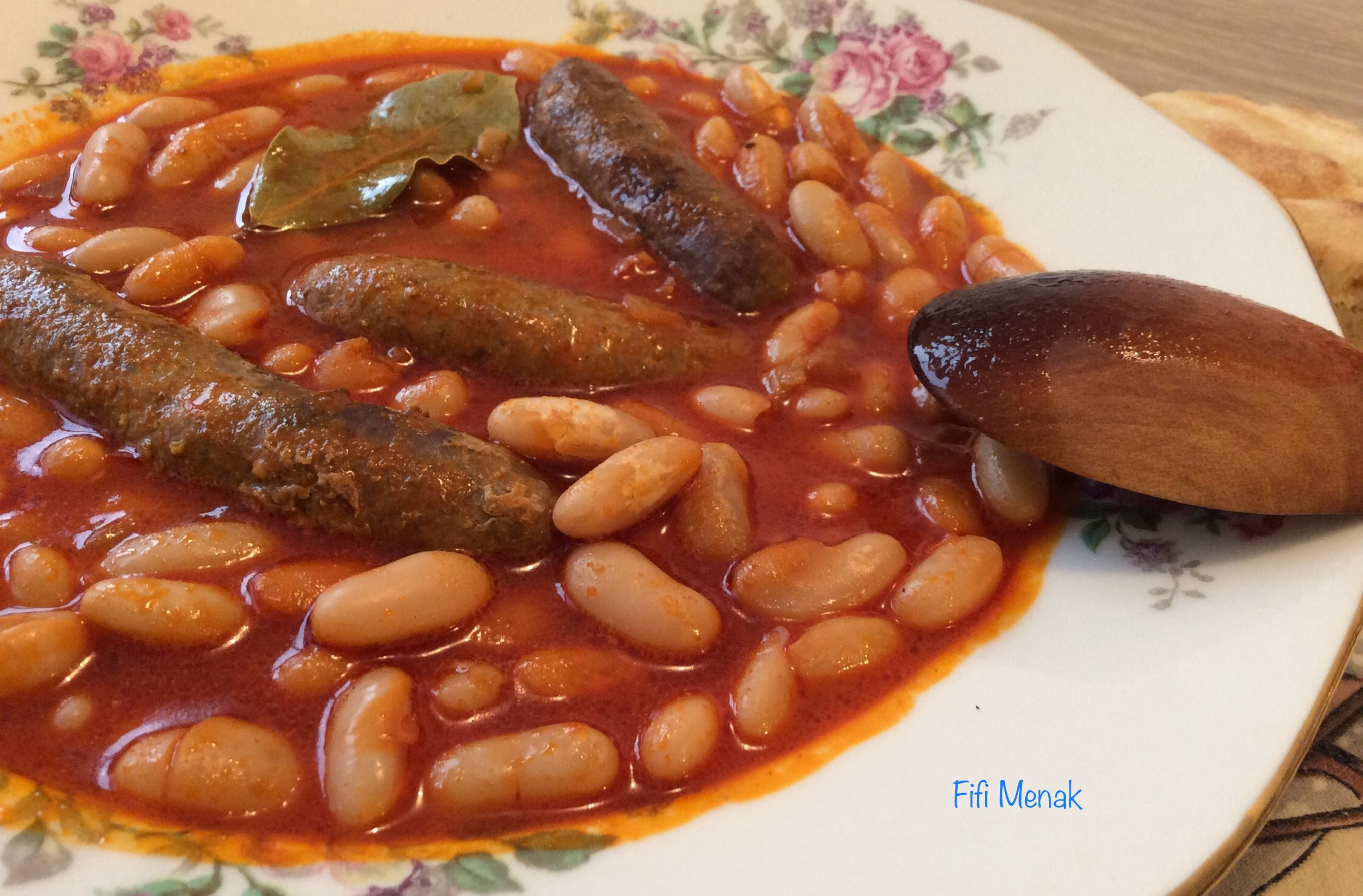 Haricots blancs aux merguez (Loubia bel merguez)