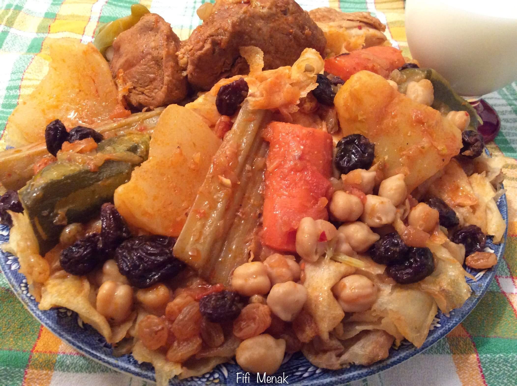 Feuilles de pâte en sauce(Tchakhchoukha)