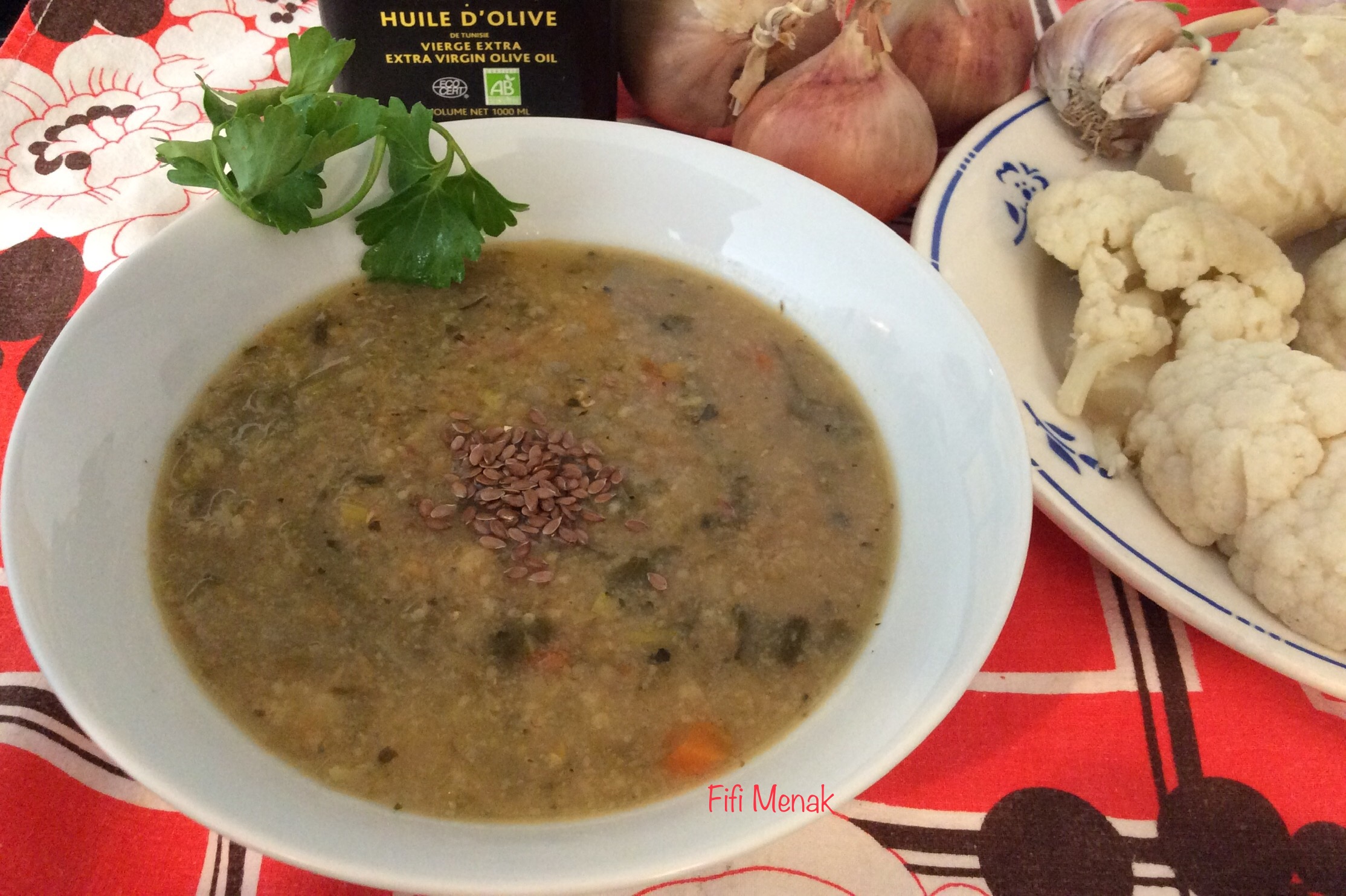 Ma soupe antivirale aux fanes de chou-fleur